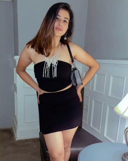 Pune Airport call girls Service